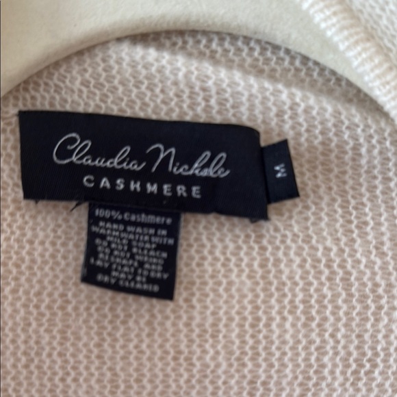 Claudia Nichole 100 percent Cashmere Ombre Cream Blue Cardigan - Picture 2 of 3